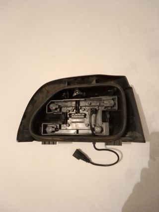 Piloto trasero Izdo. Renault Clio I (1991-94)