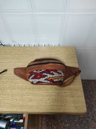 riñonera cuero 