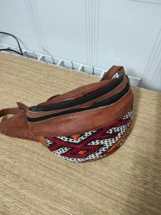 riñonera cuero 