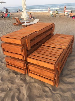 Tumbonas de madera playas y piscinas