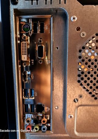 Torre con W11 e Office 21