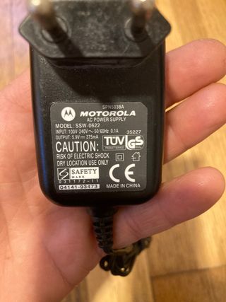 ¡OCASIÓN! Cargador Móvil Motorola.