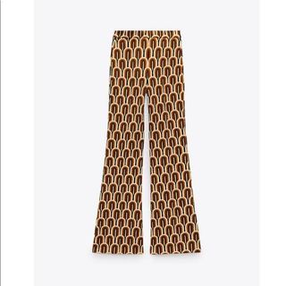 Traje de Zara. Nuevo con etiqueta 