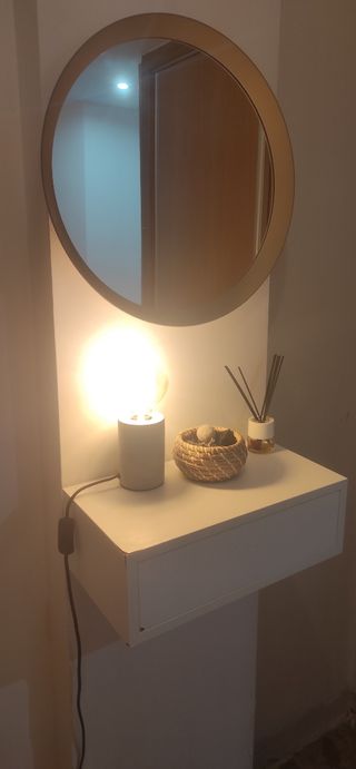 Recibidor colgado