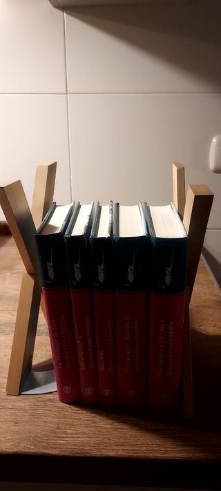 Sujetalibros de madera maciza