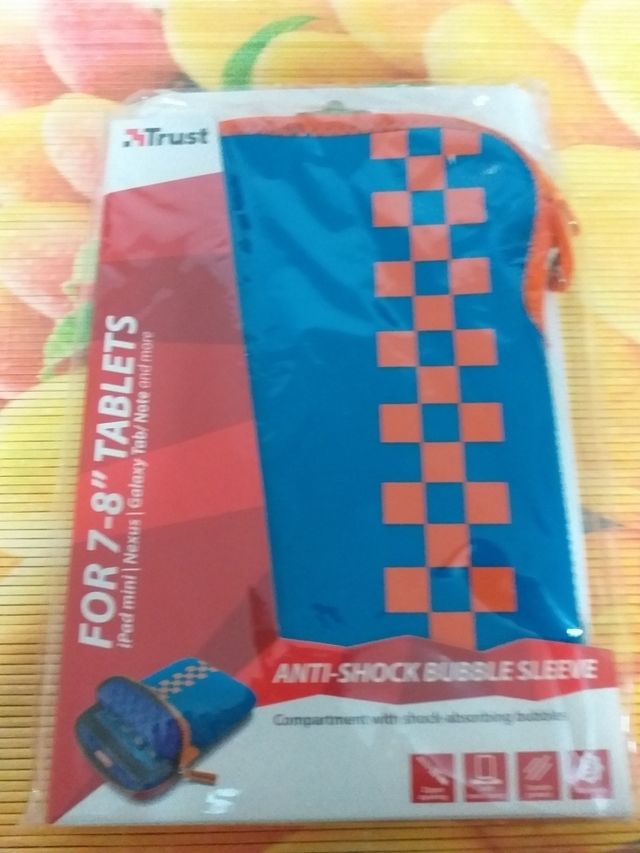 Funda tablet 7-8" sin estrenar