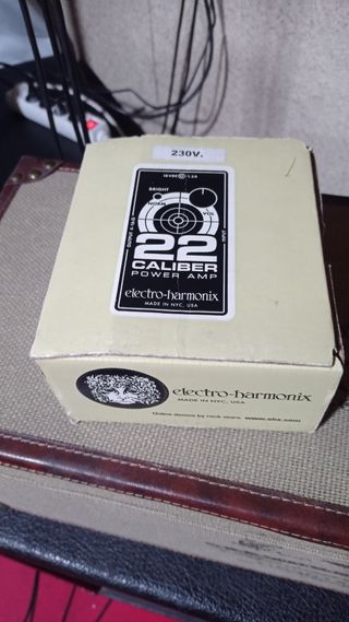 Electro Harmonix Caliber 22