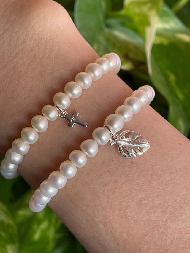 1 Pulsera Plata y Perlas cultivadas. Hoja o cruz