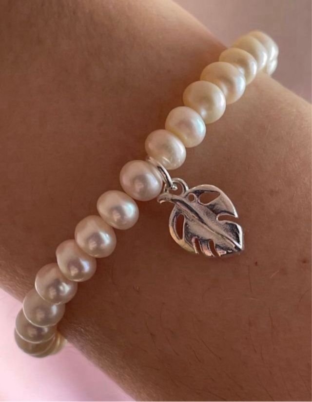 1 Pulsera Plata y Perlas cultivadas. Hoja o cruz