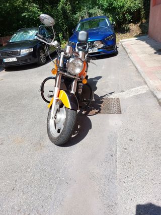 Hyosung Aquila 250