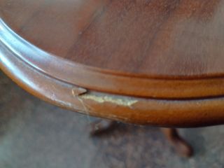 Mesa auxiliar clásica