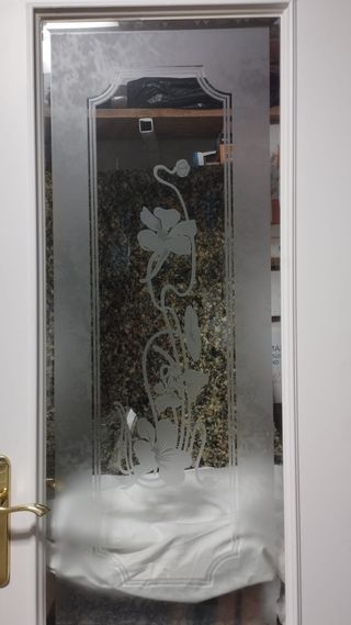 Puertas macizas blancas lacadas