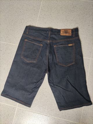 bermudas vaqueras hombre