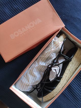 Sandalias trenzadas cuerda negra Bosanova