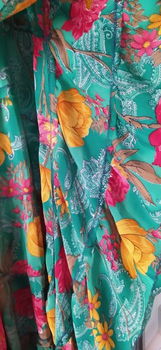 falda playa, SEDA, talla 46/48 mucho vuelo 2 metro