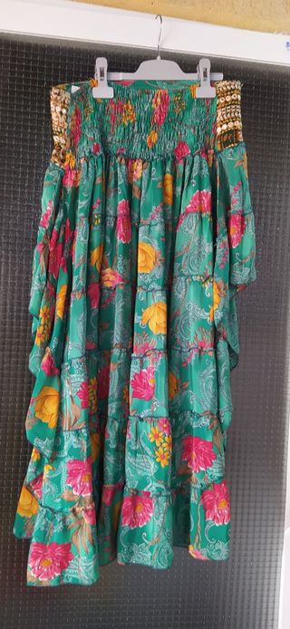 falda playa, SEDA, talla 46/48 mucho vuelo 2 metro