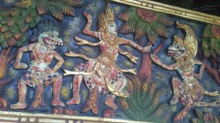 Mural policromado de Indonesia