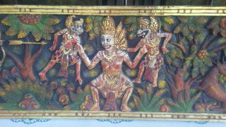 Mural policromado de Indonesia