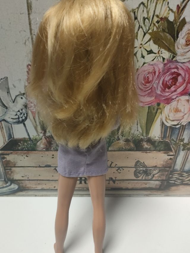 MUÑECA SKIPPER TEEN HERMANA DE BARBIE