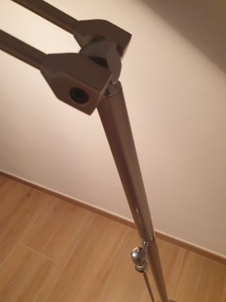 lámpara de pié moderna