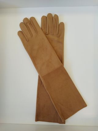 GUANTES ANTELINA MEDIOS CAMEL PIMENTON CEREMONIA 