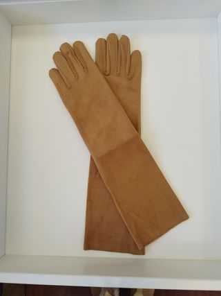 GUANTES ANTELINA MEDIOS CAMEL PIMENTON CEREMONIA 