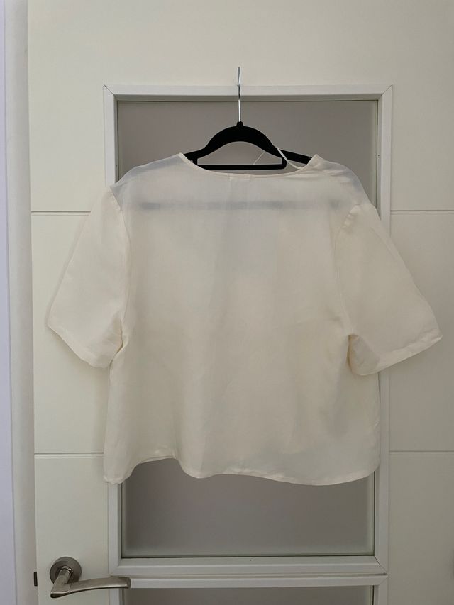 Blusa mangas corta beige de oysho