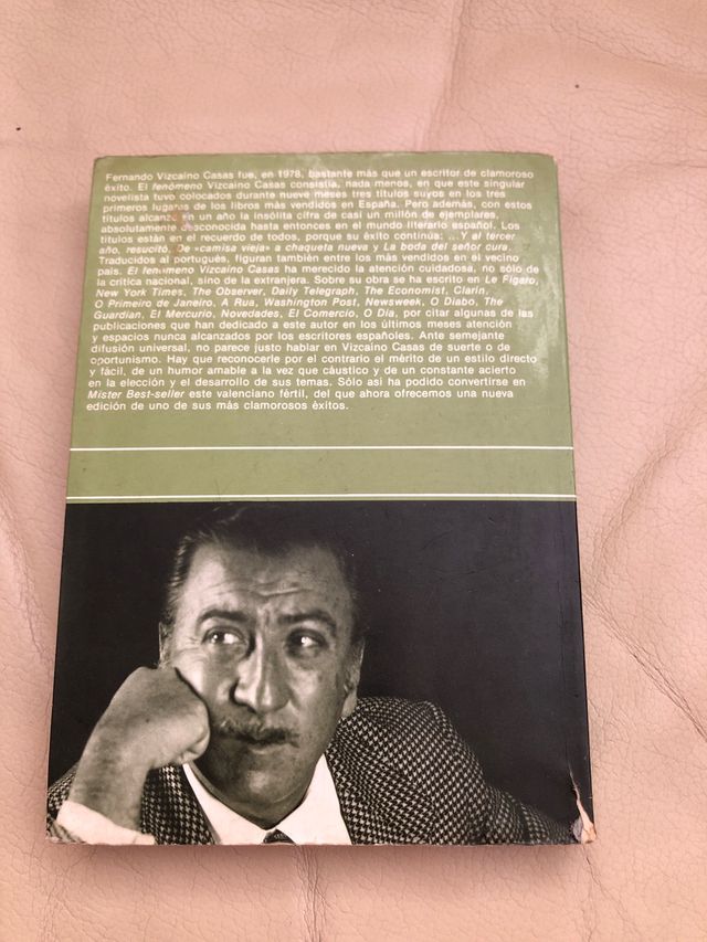 Y al tercer día resucitó (Fernando Vizcaíno Casas)