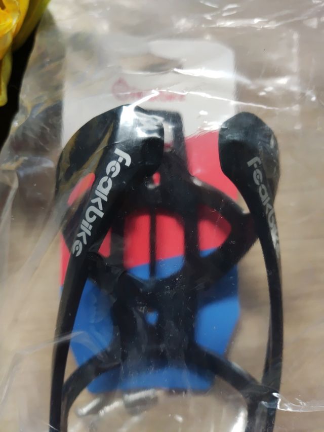 Portabotella bici Feakbike.