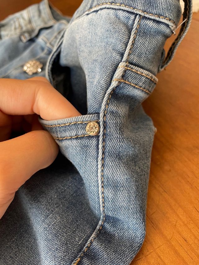 Pantalones Jeans elástico Queen Hearts.