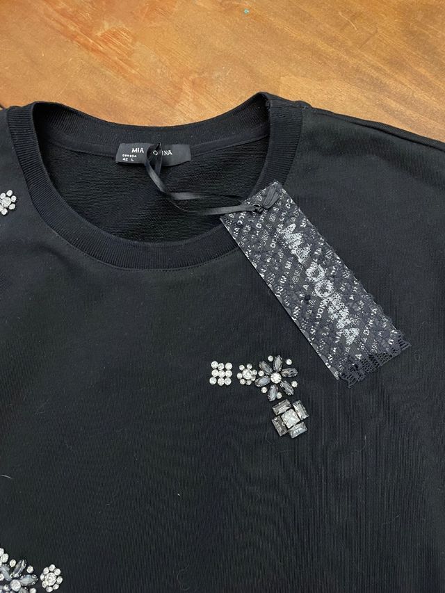 Camiseta STRASS NEGRA. Talla L