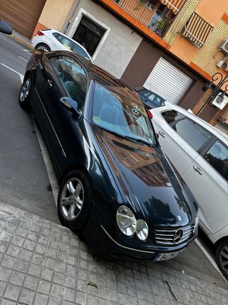 Mercedes-Benz  CLK 2004