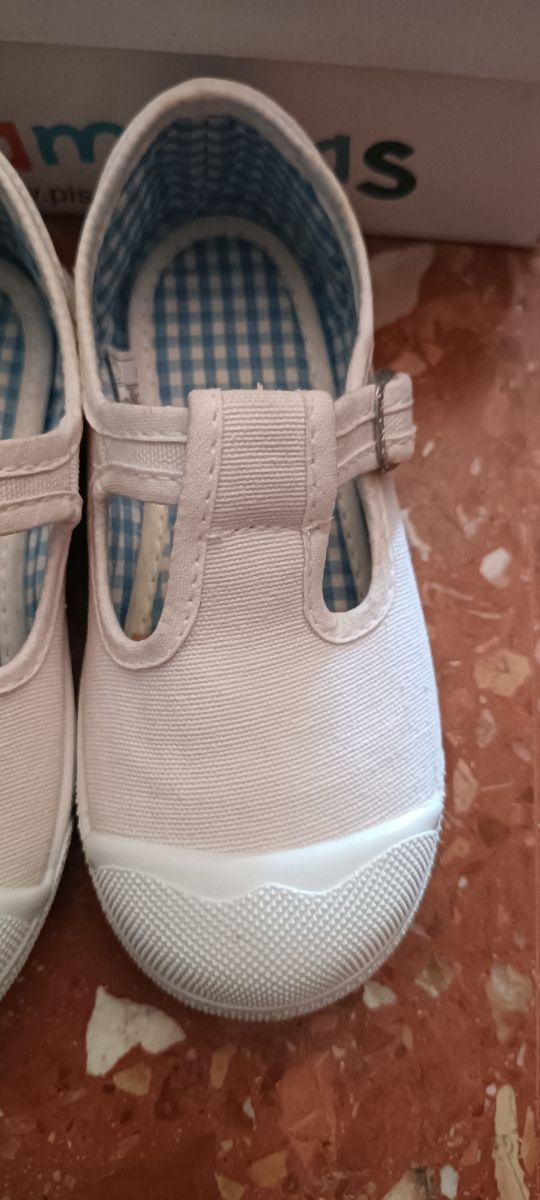 zapatillas pisamonas talla 25 blancas