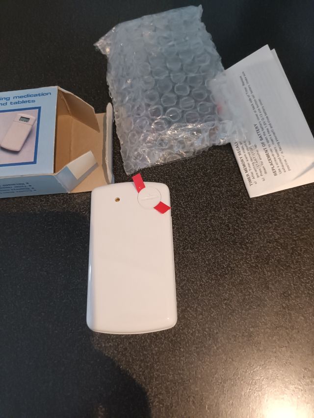 Pastillero con alarma nuevo