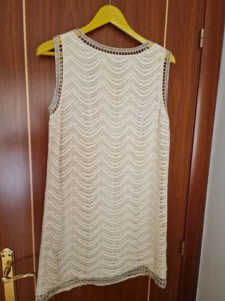 Vestido calado de Massimo DuttiT.M