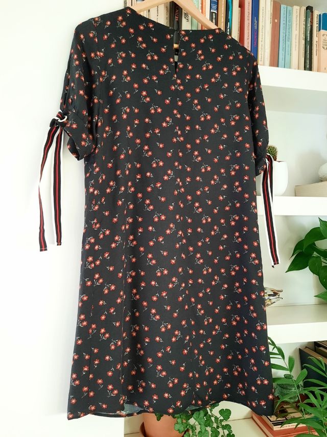 Vestido negro de Kookai