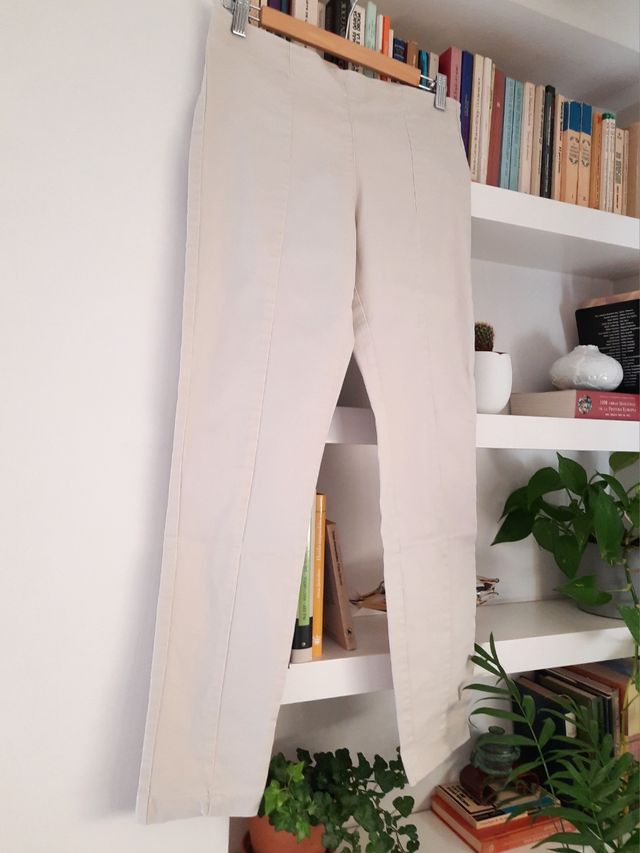Pantalones beige de H&M
