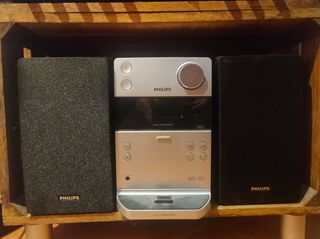 Microcadena y altavoces