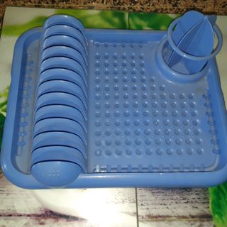 escurridor de platos y cubiertos azul