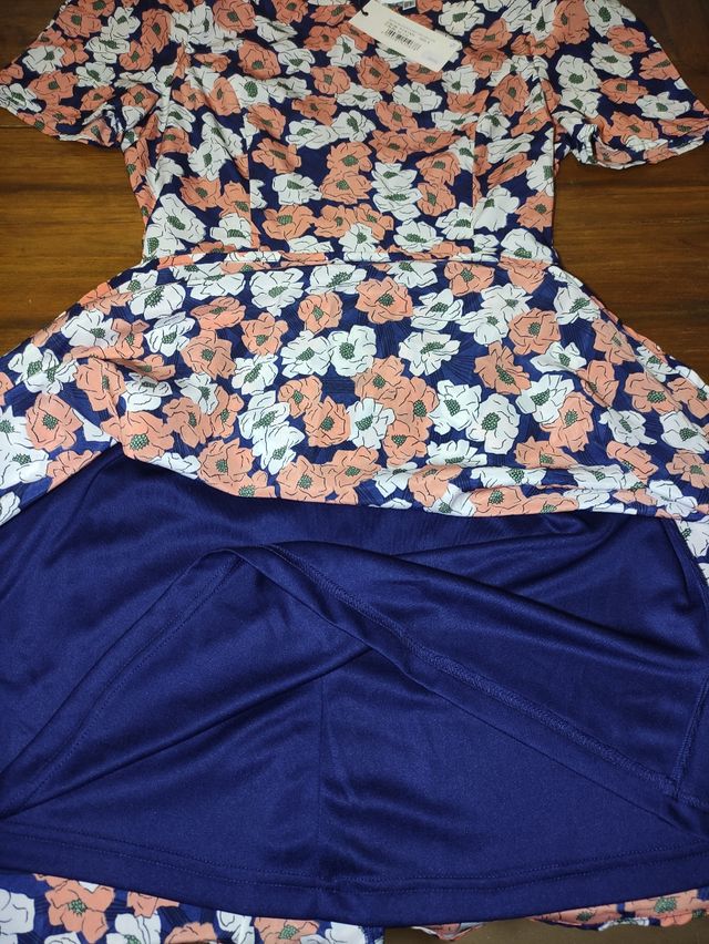 🌼 Vestido floral Rare London 🌼