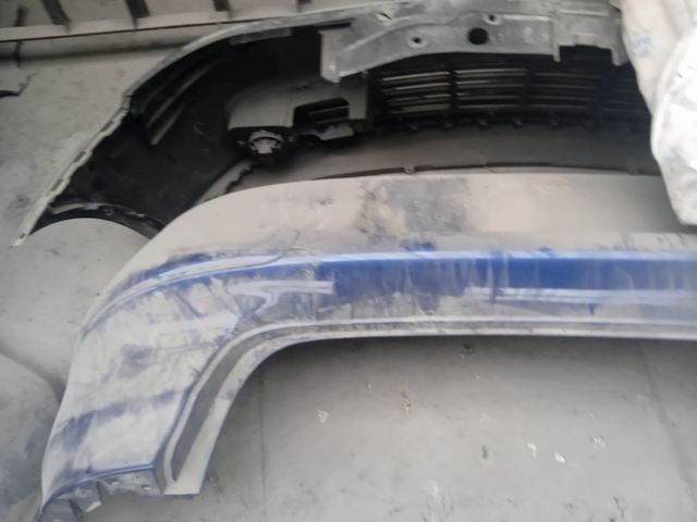 defensas delantera y trasera Seat Ibiza azul año 2