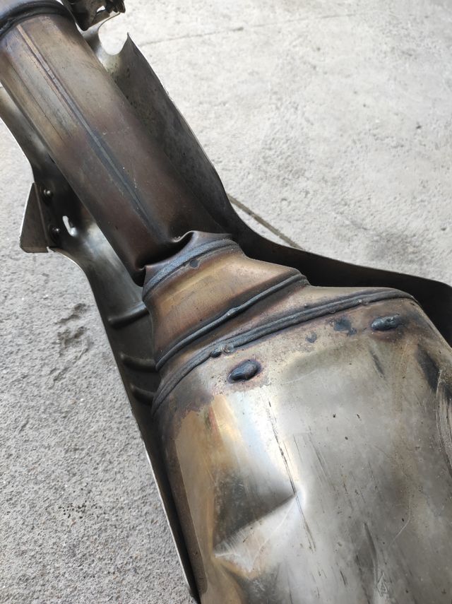 cola de escape cbr 600 rr