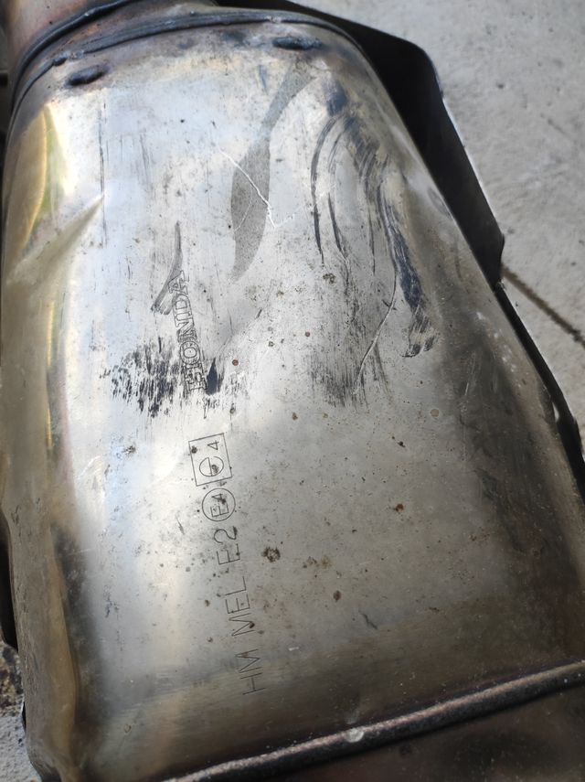 cola de escape cbr 600 rr