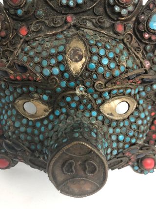 Rara mascara cobre asiatica  piedras vintage