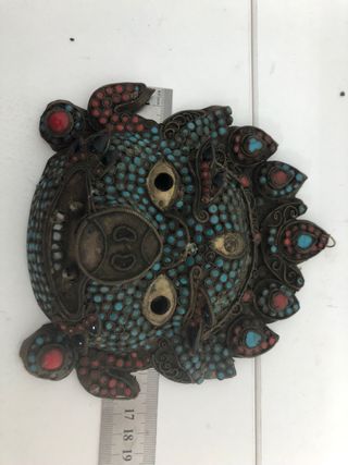 Rara mascara cobre asiatica  piedras vintage