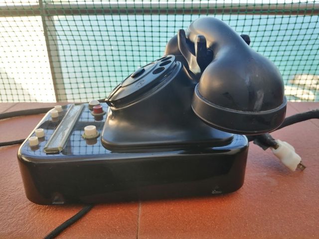 Telefono a disco, ufficio anni 50