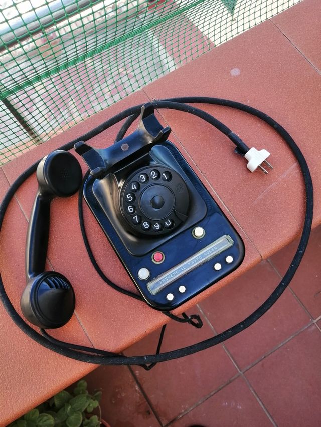 Telefono a disco, ufficio anni 50
