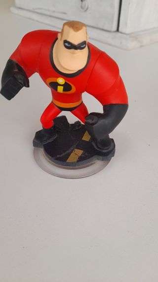 distintas figuras de wii u