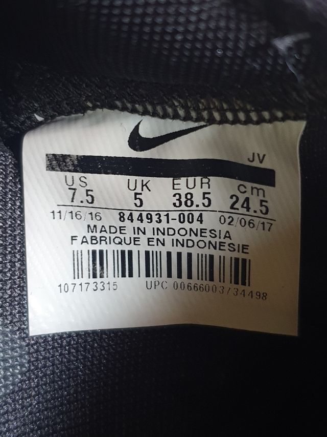 Nike Roshe 2 Negro (38.5)