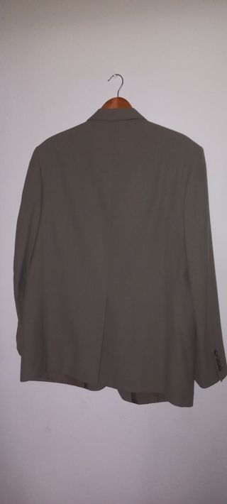 Americana para hombre gris